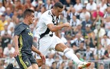 [ẢNH] Ronaldo chơi thế nào trong những trận ra mắt để đời trước đây?