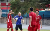 [ẢNH] Olympic Việt Nam sảng khoái cười hết cỡ trước trận quyết đấu Syria