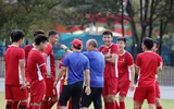 [ẢNH] Olympic Việt Nam sảng khoái cười hết cỡ trước trận quyết đấu Syria