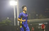 [ẢNH] Bùi Tiến Dũng bay nhảy 