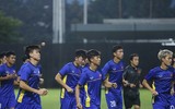 [ẢNH] Bùi Tiến Dũng bay nhảy 