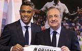 [ẢNH] Real Madrid tưng bừng ra mắt người 