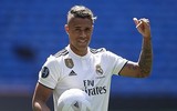 [ẢNH] Real Madrid tưng bừng ra mắt người 