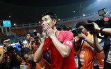 [ẢNH] Son Heung-min và dàn sao Hàn Quốc hí hửng nhận HCV, thoát nghĩa vụ quân sự