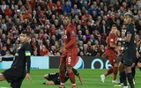 [ẢNH] Firmino biến nỗi sợ hãi thành pha ăn mừng cực dị khi phá lưới PSG