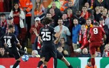 [ẢNH] Firmino biến nỗi sợ hãi thành pha ăn mừng cực dị khi phá lưới PSG