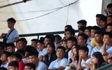 [ẢNH] Những CĐV cực đáng yêu trên khán đài sân Tây Hồ