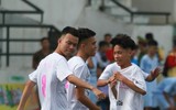 [ẢNH] THPT Hoàng Cầu vỡ òa khi lấy vé đi tiếp trong gang tấc