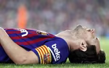 [ẢNH] Chấn thương nặng, Messi vẫn tươi rói xuống phố với cái tay bó bột