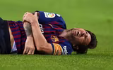 [ẢNH] Chấn thương nặng, Messi vẫn tươi rói xuống phố với cái tay bó bột