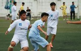[ẢNH] Pha ăn mừng mang thương hiệu Ronaldo được tái hiện trên sân Tây Hồ