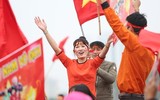 [ẢNH] Người hâm mộ phủ kín, biến Mỹ Đình thành 