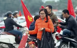 [ẢNH] Người hâm mộ phủ kín, biến Mỹ Đình thành 