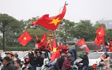 [ẢNH] Người hâm mộ phủ kín, biến Mỹ Đình thành 