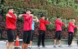 [ẢNH] ĐT Việt Nam tập nhẹ ở khách sạn, lấy lại sức sau chuyến bay dài