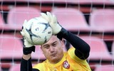 [ẢNH] Đặng Văn Lâm phô diễn tài bay nhảy trong buổi tập đầu tiên với Muangthong