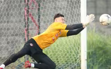 [ẢNH] Đặng Văn Lâm miệt mài bay nhảy, chờ tỏa sáng ở Thai League