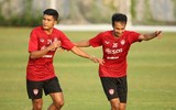[ẢNH] Đặng Văn Lâm miệt mài bay nhảy, chờ tỏa sáng ở Thai League