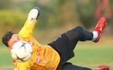 [ẢNH] Đặng Văn Lâm miệt mài bay nhảy, chờ tỏa sáng ở Thai League