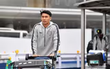 [ẢNH] Xuân Trường lặng lẽ dưới mưa ở Tokyo, chuẩn bị đá Champions League
