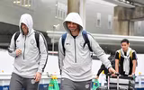 [ẢNH] Xuân Trường lặng lẽ dưới mưa ở Tokyo, chuẩn bị đá Champions League