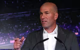 [ẢNH] Zidane ăn mặc cực chất trong ngày 