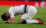 [ẢNH] Bị đạp thô bạo thế này, Harry Kane thoát gãy chân là may!