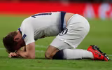 [ẢNH] Bị đạp thô bạo thế này, Harry Kane thoát gãy chân là may!