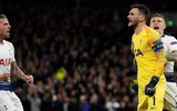 [ẢNH] Bị đạp thô bạo thế này, Harry Kane thoát gãy chân là may!