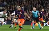 [ẢNH] Bị đạp thô bạo thế này, Harry Kane thoát gãy chân là may!