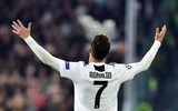 [ẢNH] Ronaldo quằn quại đau khổ khi Juve bị loại ở Champions League