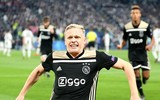 [ẢNH] Ronaldo quằn quại đau khổ khi Juve bị loại ở Champions League