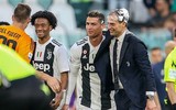 [ẢNH] Ronaldo thoải mái tu rượu khi Juve vô địch Serie A sớm 5 vòng