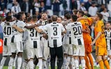 [ẢNH] Ronaldo thoải mái tu rượu khi Juve vô địch Serie A sớm 5 vòng