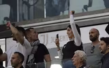 [ẢNH] Ronaldo thoải mái tu rượu khi Juve vô địch Serie A sớm 5 vòng