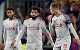 [ẢNH] Liverpool thảm bại, Salah cúi đầu trước Messi