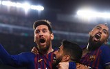 [ẢNH] Suarez ăn mừng phấn khích khi ghi bàn vào lưới đội bóng cũ Liverpool
