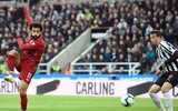 [ẢNH] Va chạm đáng sợ, Salah ôm mặt khóc đau đớn trên cáng rời sân
