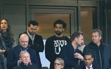 [ẢNH] Salah gây sốt khi mặc chiếc áo in thông điệp đặc biệt đến sân Anfield