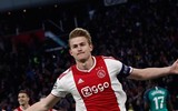 [ẢNH] Dàn sao trẻ Ajax gục xuống sân như ngả rạ sau khi bị loại nghiệt ngã