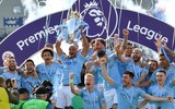 [ẢNH] Man City hưng phấn nâng cao cúp vô địch Ngoại hạng Anh lần thứ tư