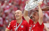 [ẢNH] Robben và Ribery bật khóc trong ngày chia tay Bayern bằng chức vô địch