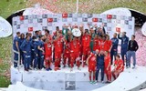 [ẢNH] Robben và Ribery bật khóc trong ngày chia tay Bayern bằng chức vô địch