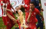 [ẢNH] Robben và Ribery bật khóc trong ngày chia tay Bayern bằng chức vô địch