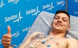 [ẢNH] Real Madrid ra mắt tân binh đắt giá đầu tiên trong mùa hè