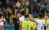 [ẢNH] Neymar bất lực nhìn Brazil chật vật hạ Paraguay để vào bán kết