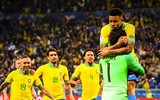 [ẢNH] Neymar bất lực nhìn Brazil chật vật hạ Paraguay để vào bán kết