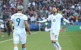 [ẢNH] Cận cảnh tình huống Messi bị gây gổ, nhận thẻ đỏ oan uổng