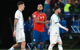 [ẢNH] Cận cảnh tình huống Messi bị gây gổ, nhận thẻ đỏ oan uổng