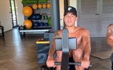 [ẢNH] Bạn gái khoe thân hình bốc lửa sau sự cố ngất xỉu của Dele Alli
